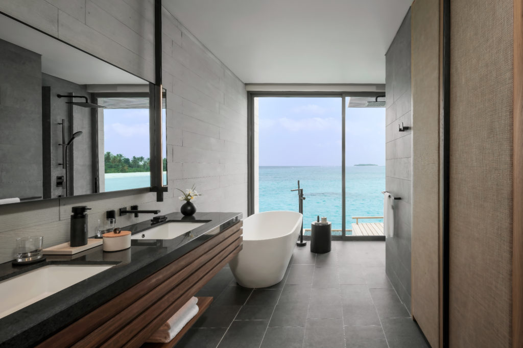 Alila Kothaifaru Maldives Watervilla Bathroom
